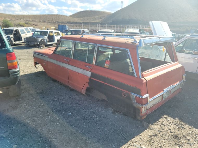 1976 Jeep Grand Wagoneer