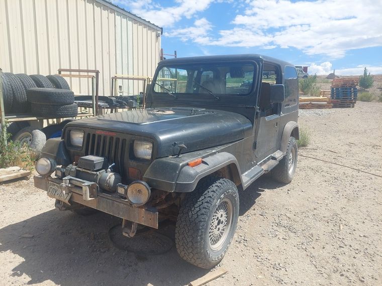 1992 Jeep Wrangler YJ 4.0L Manual Transmission