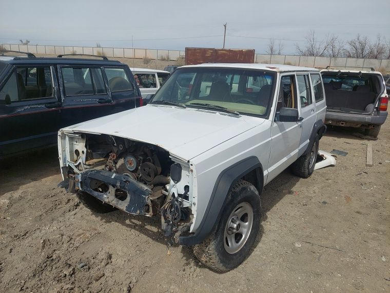 1995 Jeep Cherokee XJ White PW7