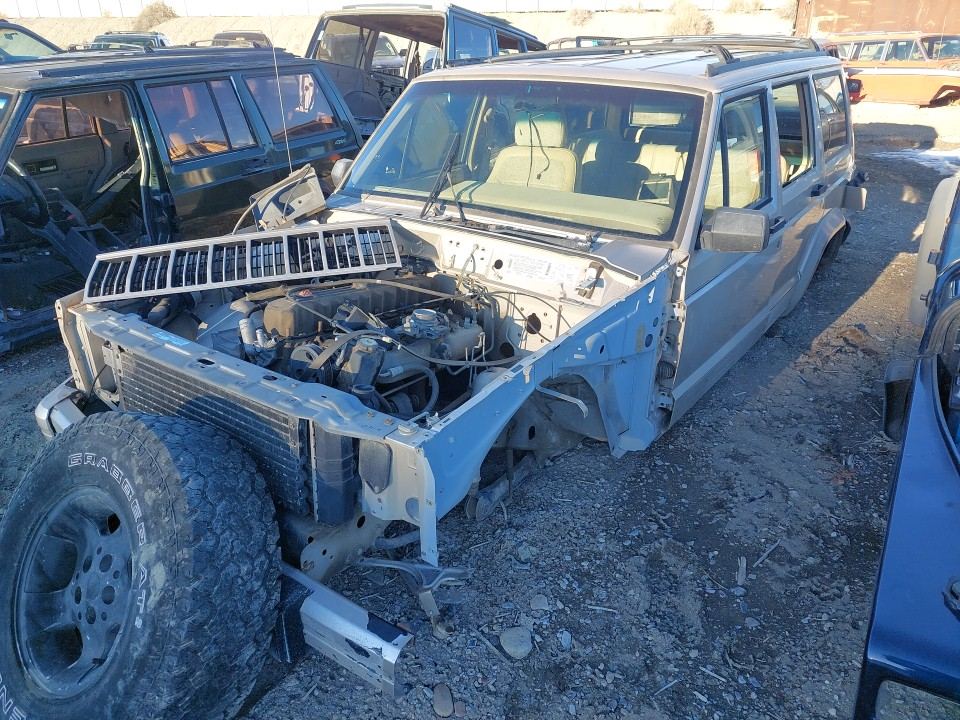 1996 Cherokee XJ 4.0L Automatic Beige, photo 1 of 6