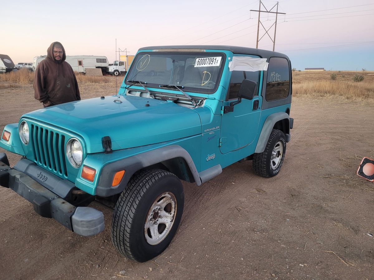 1998 Jeep Wrangler TJ Teal 4.0 Ax15 Hard Top and Doors No rust, photo 1 of 3
