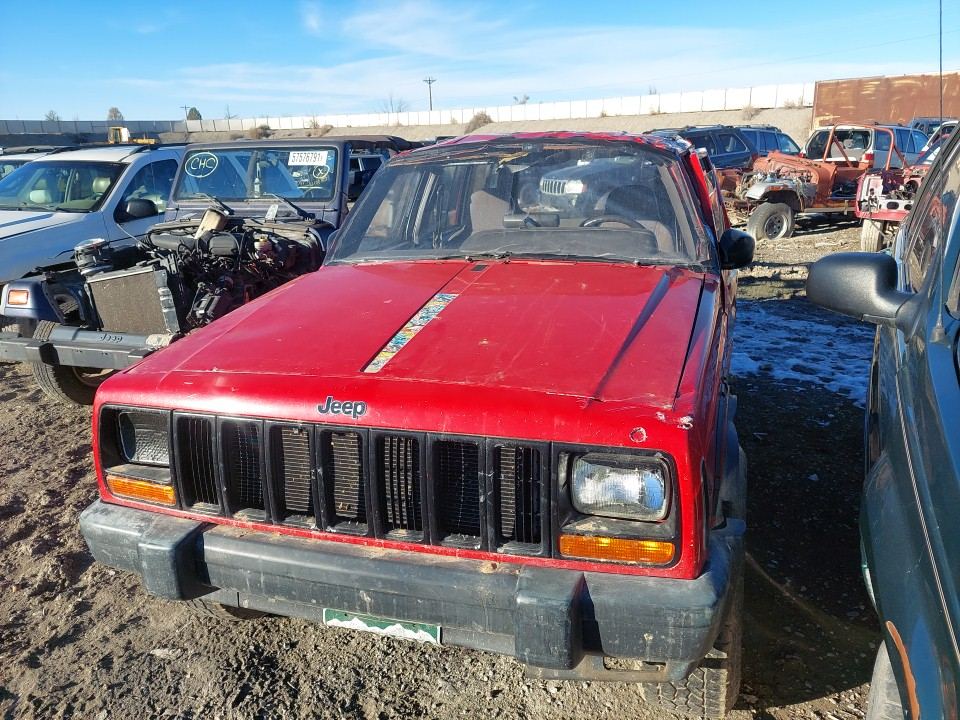 2000 Jeep Cherokee XJ Red 4.0L Automatic 2WD, photo 1 of 8